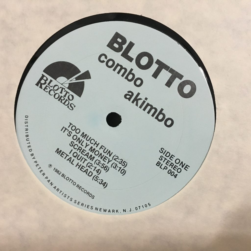 Blotto Combo Akimbo label
